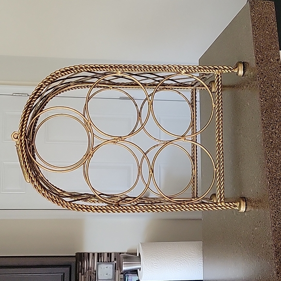 Wine rack - Picture 1 of 2